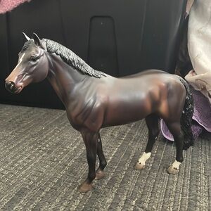 “Ravel” Retired Breyer Horse Collectible Model